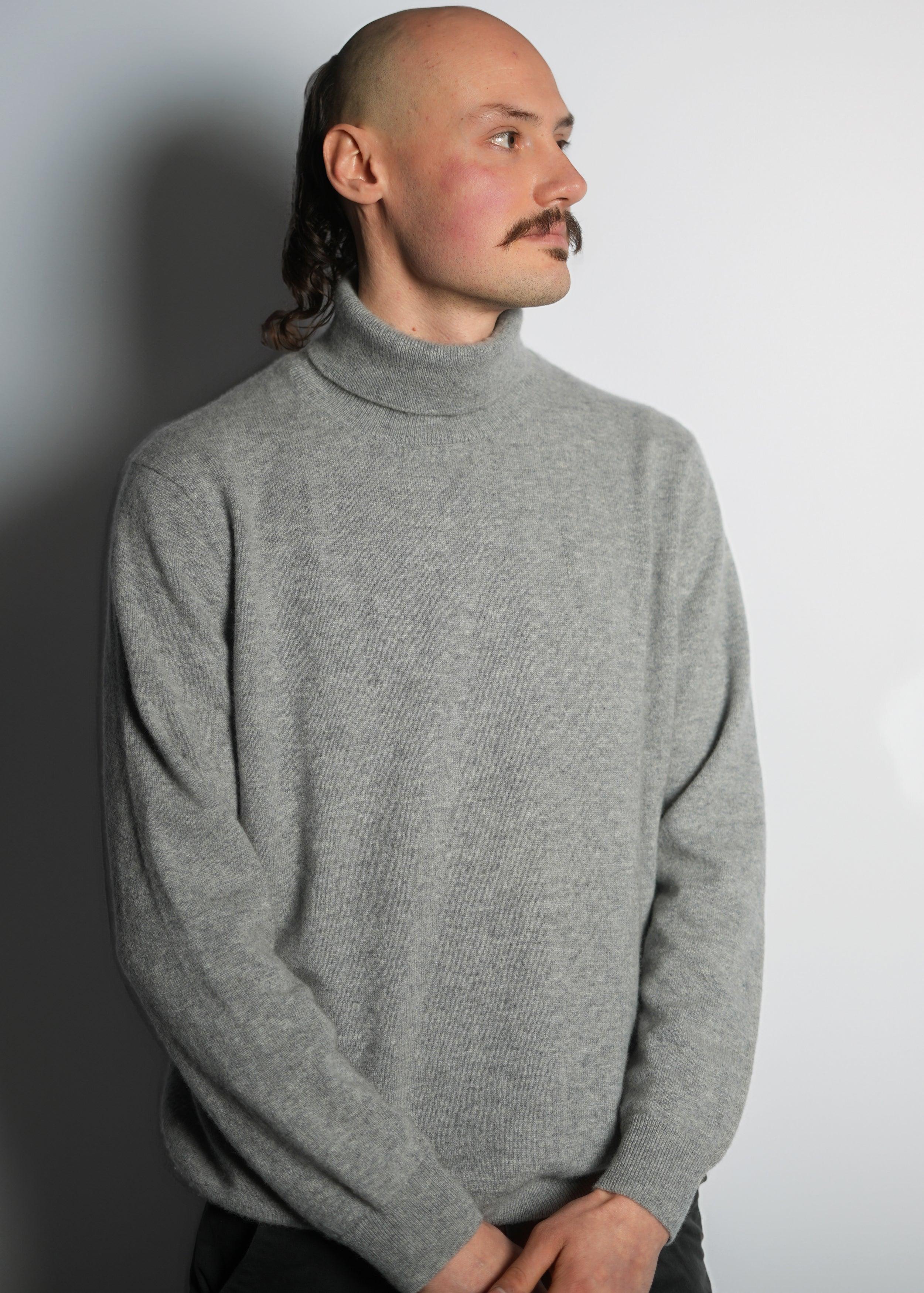 Classic Turtle Neck Cashmere Sweater - Kashme