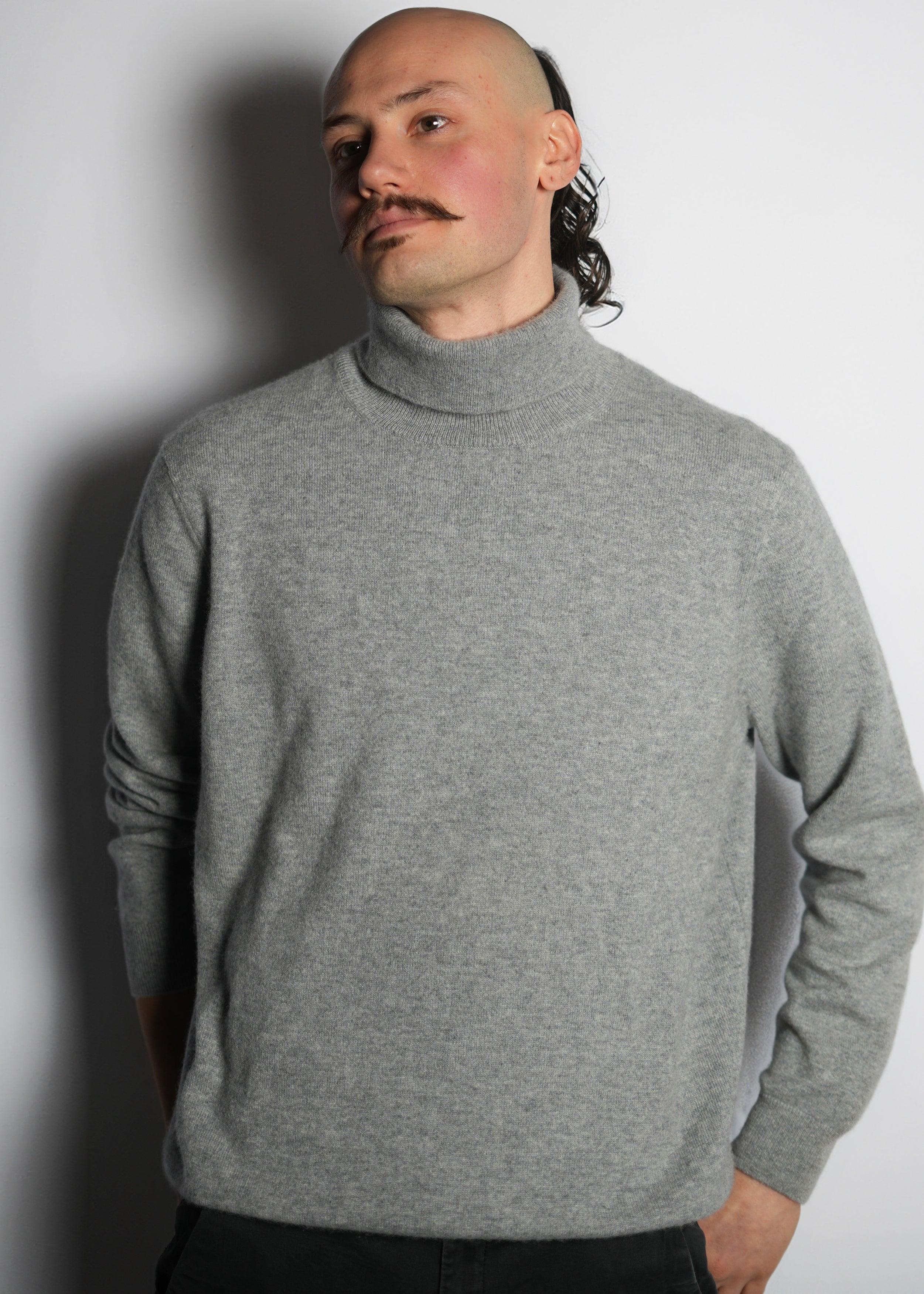 Classic Turtle Neck Cashmere Sweater - Kashme