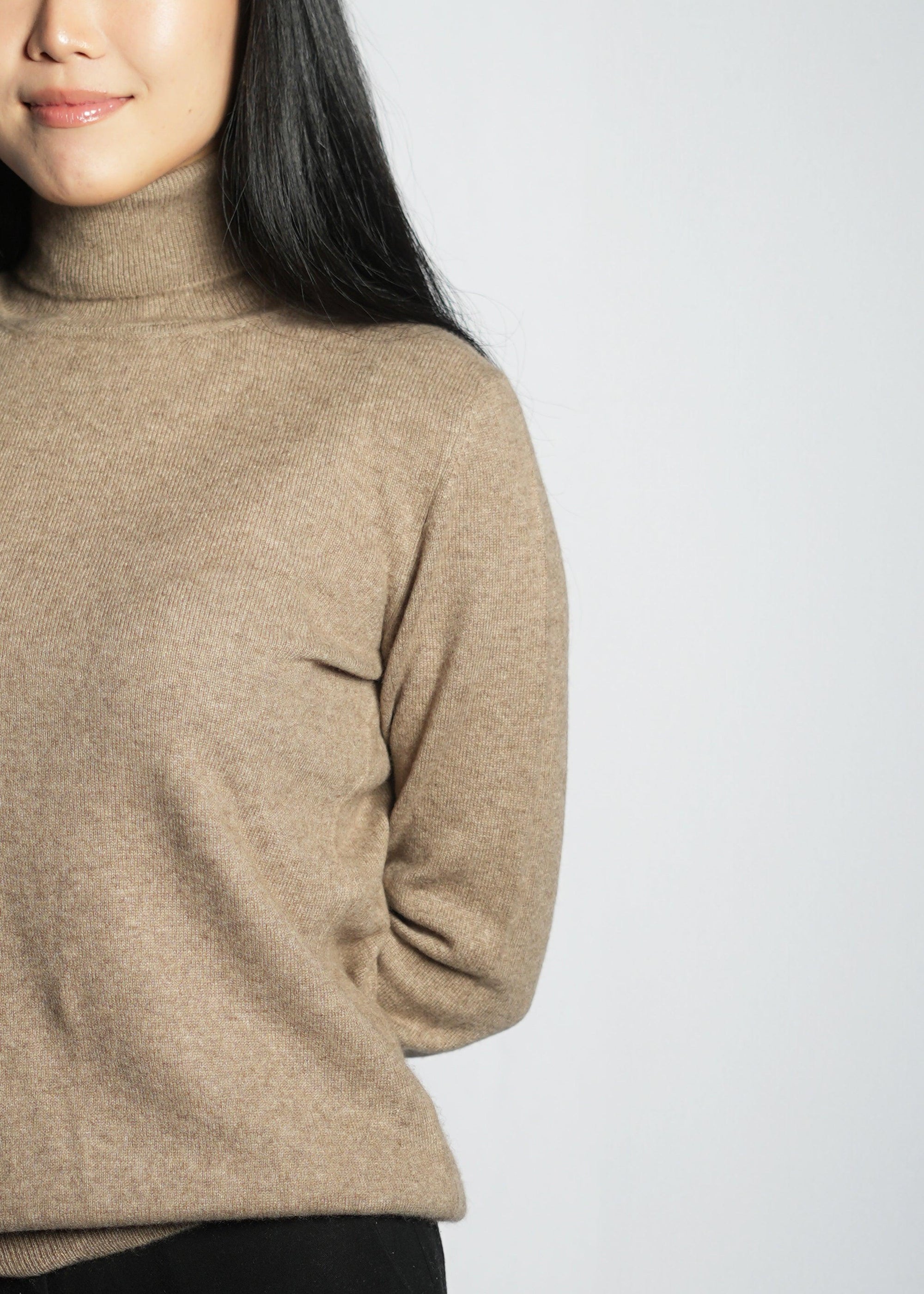 Classic Turtle Neck Cashmere Sweater