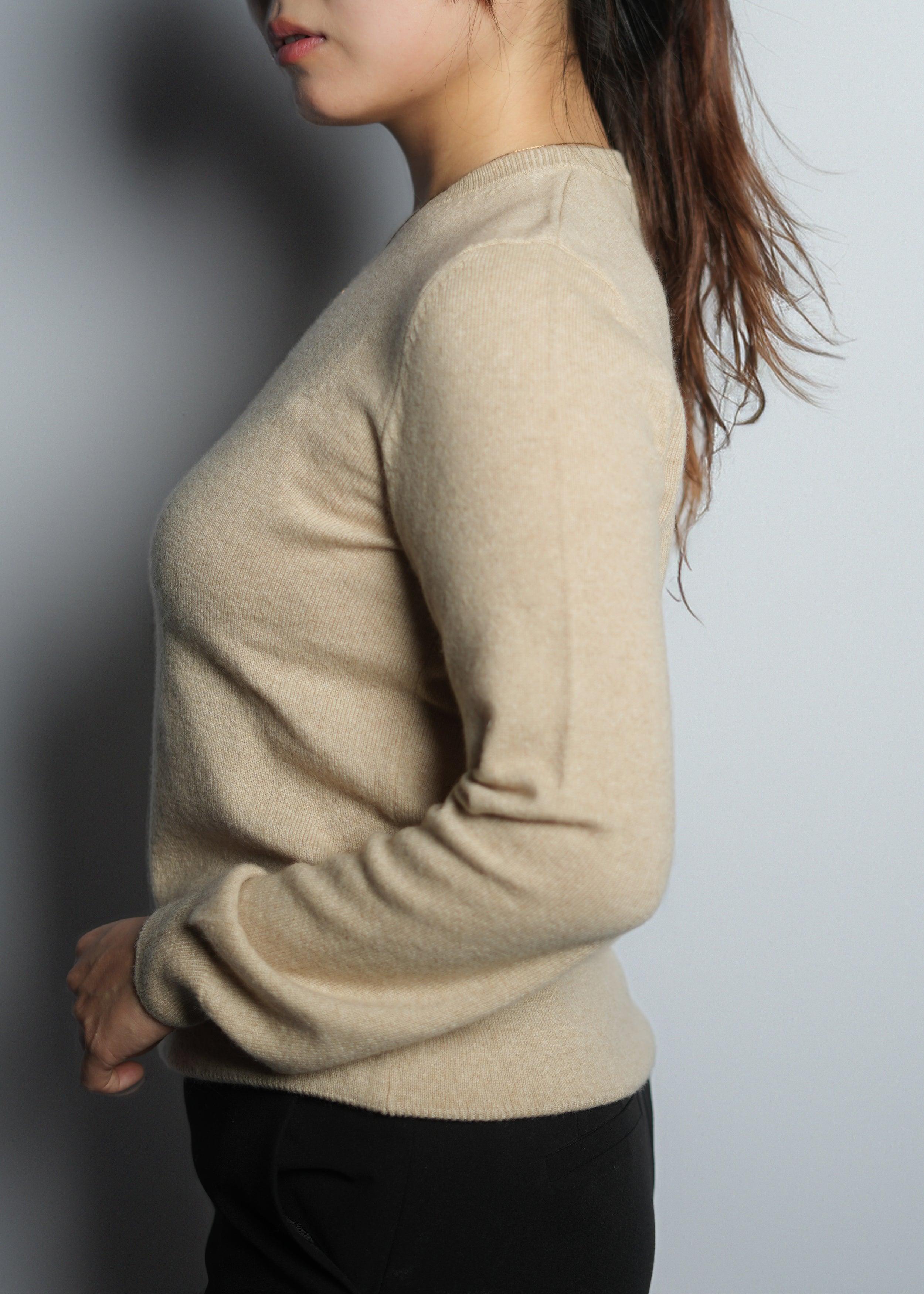 Classic Round Neck Cashmere Sweater - Kashme