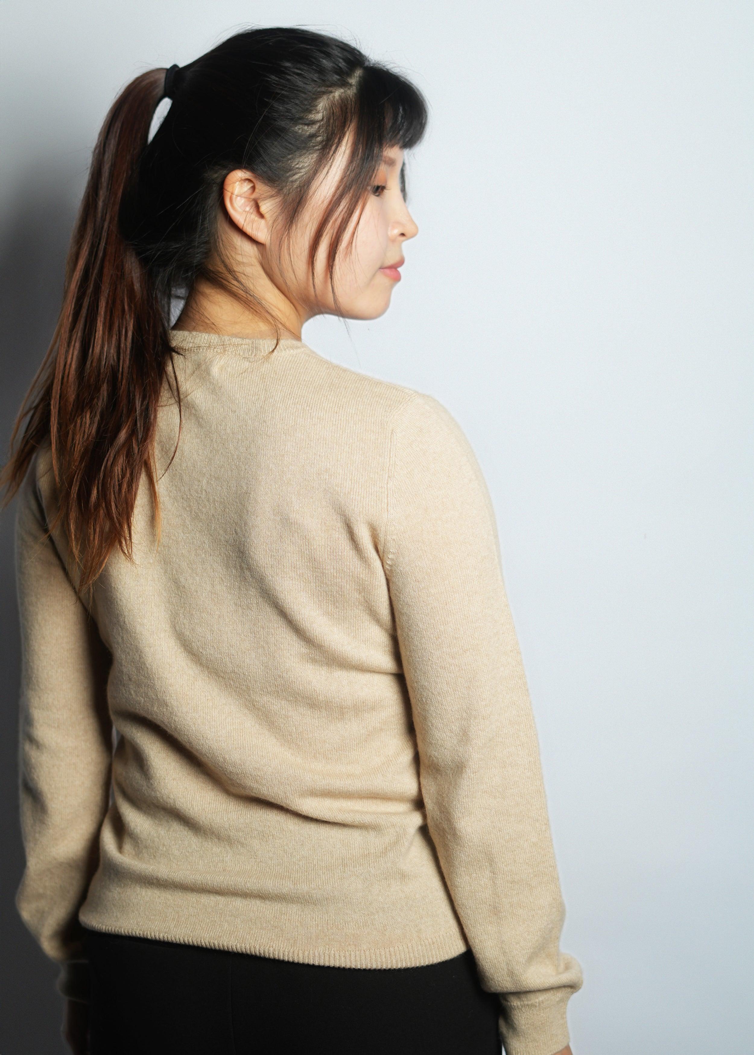 Classic Round Neck Cashmere Sweater - Kashme