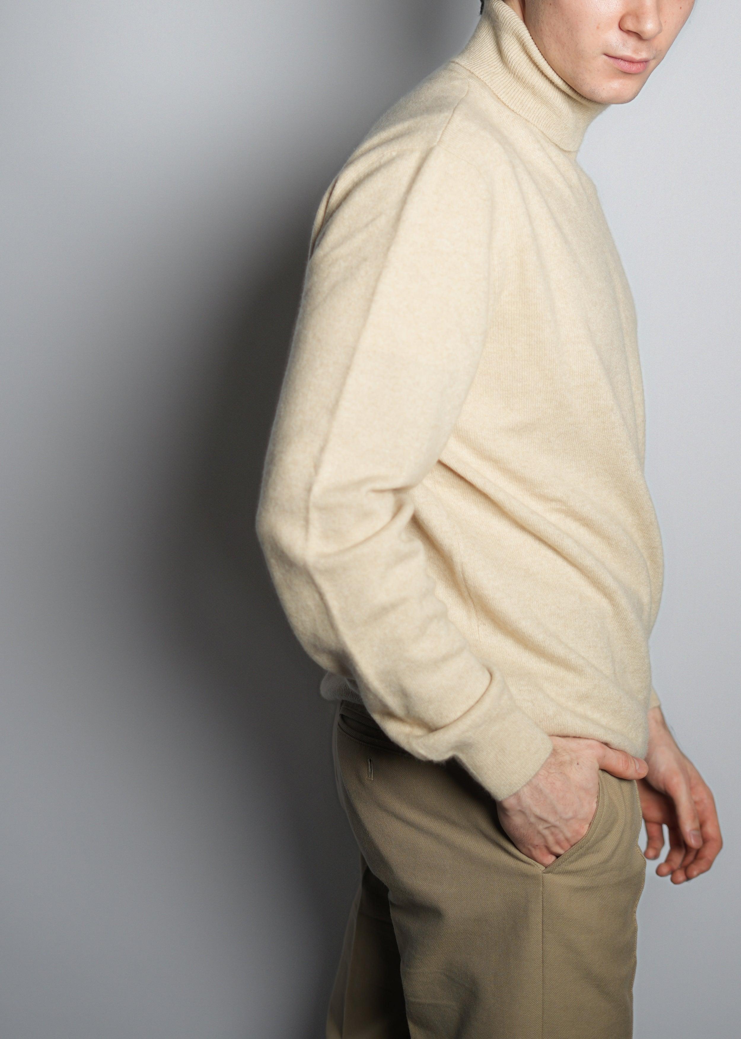 Classic Turtle Neck Cashmere Sweater - Kashme