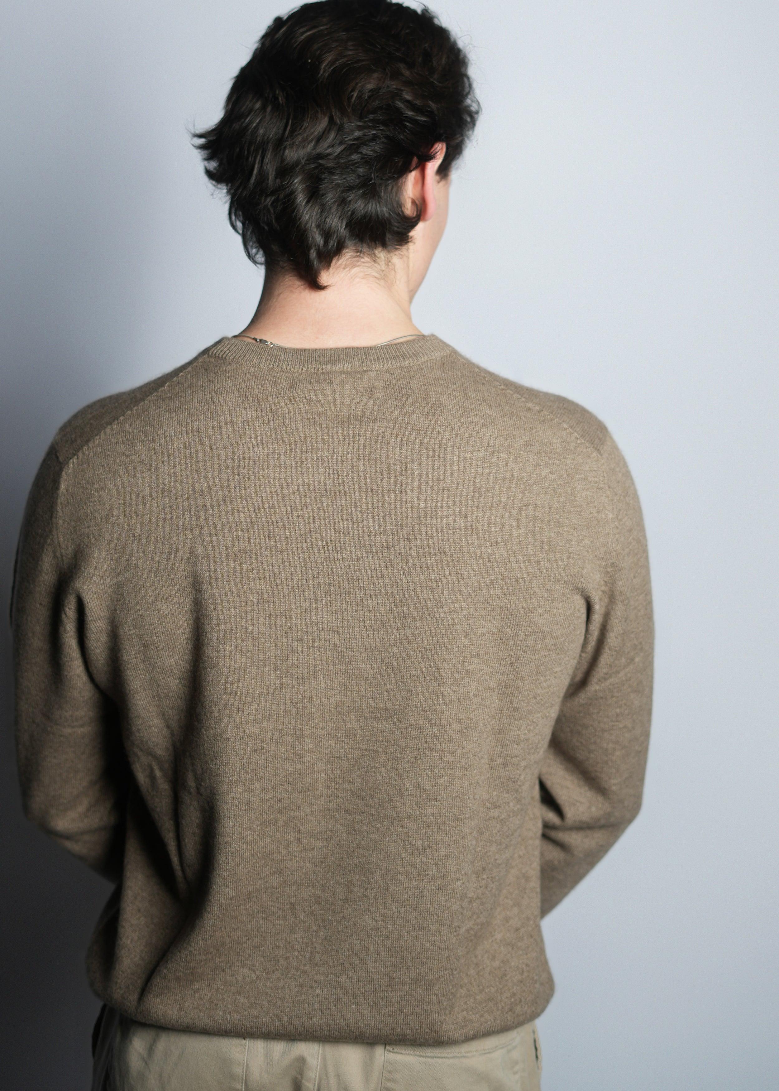 Classic Round Neck Cashmere Sweater - Kashme